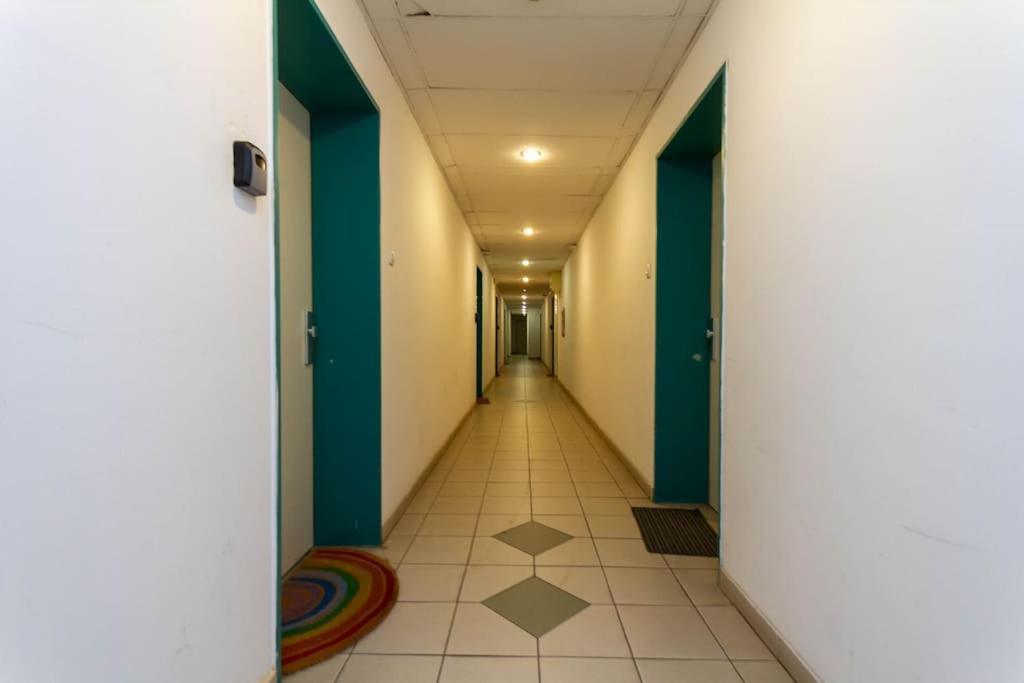 Gozsdu White Raven 3 - Terrace And Free Underground Parking Appartement Boedapest Buitenkant foto
